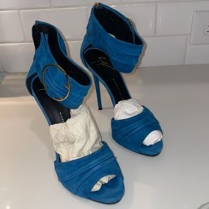 Deep jade sueded high heels Size 6.5